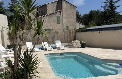 Villa wifi 8 à 10 personnes BBQ piscine situation centrale à Cuges les pins Sainte Baume 2km OK Corral 20km Marseille centre 20km Var - Foto 27