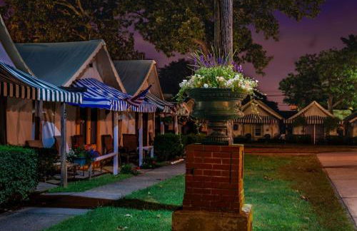 3BR Beautiful Remodeled Victorian w/ Beach Locker - Foto 48