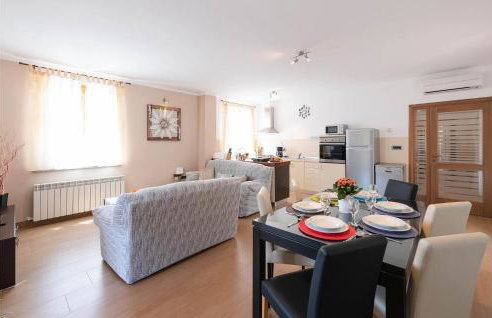 Beautiful Apartment In Hr-52215 Vodnjan - Foto 2