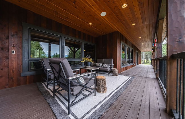 Chateau Fortine Retreat for 6! - Photo 58