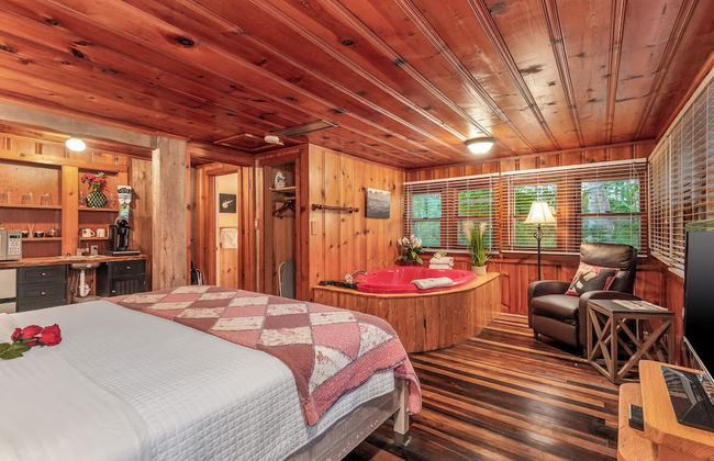 Tall Pines Inn - Foto 42