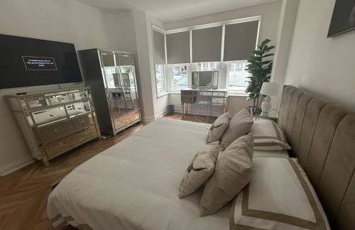 Southend Apartment With Parking, Private Garden and Beach Side Location - Foto 4