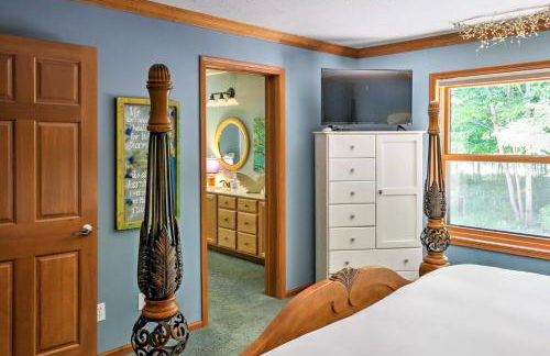 Roomy House on 2 Acres - 2 Mi to Egg Harbor Beach! - Foto 13