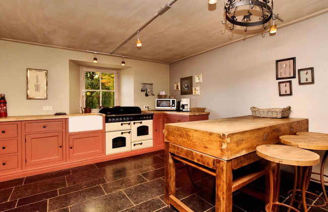 Ardennic Farmhouse for Groups - Photo 13