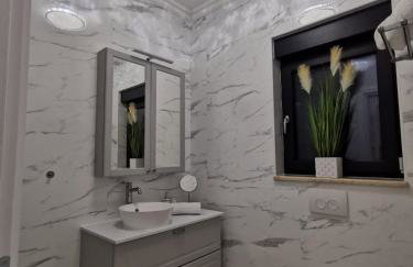 Luxury Villa Sara with Jacuzzi in Malinska - Foto 16