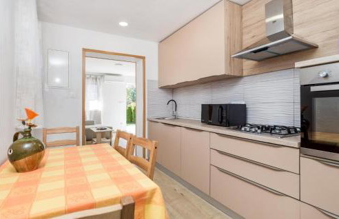 4 Bedroom Stunning Home In Viskovo - Foto 27