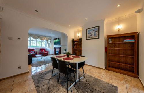 Lovely 5 Bed House in Barnet , home away from home - Foto 28