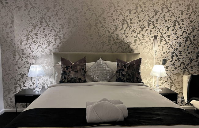 Sydney Hyde Park Paxsafe Apartments - Photo 36