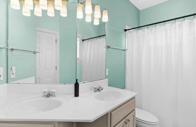 Steps to Beach! Arcade Game Room, Pool + Hot Tub Calico Scallop by Avantstay - Foto 42