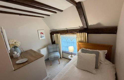 Pretty Cottage in Harleston, Norfolk, dog friendly - Photo 15