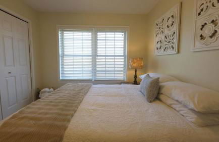 Summerside Cape on Crooked Lake ---Waterfront-Sunsets-Sleeps 12 - Foto 21