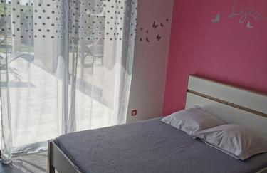 Villa contemporaine avec piscine à débordement dans un domaine viticole - Foto 25