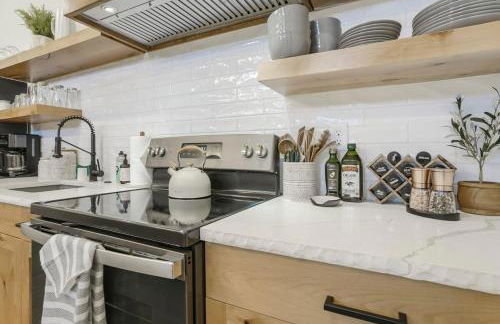 Alpine Den Private Flat Walk to South Main - Foto 13