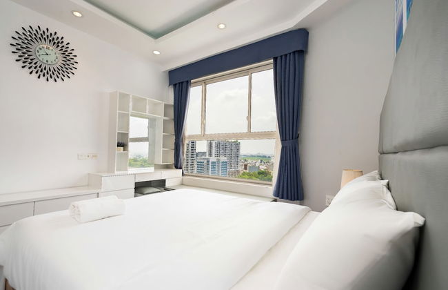 Golden Mansion - Transit Apt Free POOL & GYM - Photo 9