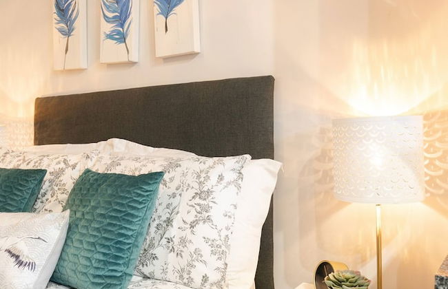 Room in Apartment - 12 Helena Luxury Serviced Apartment - Photo 6