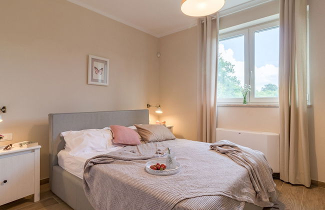 Luxurious Villa in Butkovici with Pool & Hot Tub - Foto 8