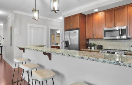 Walkable Historic District Stay 2 Units Sleeps 14 The Juliette by AvantStay - Foto 11