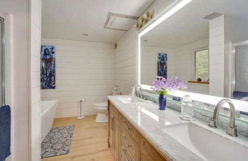 Swim Dock and Game Room Lakefront Home in Siren! - Foto 24