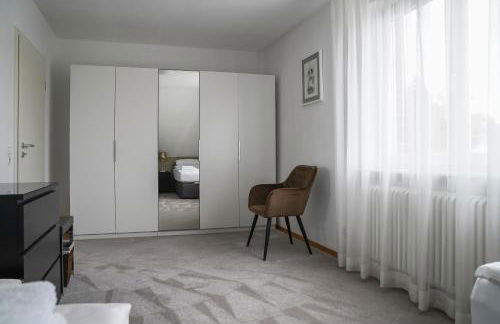 Modernes Stadthaus 100qm Parkplatz Bad&Dusche Küche - Foto 22