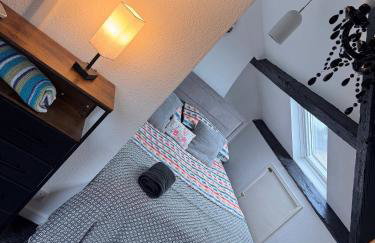 Cosy Seaside Cottage - Photo 9