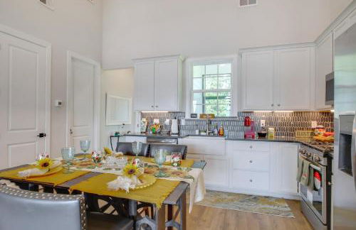 Walk to Marina Lake Greenwood Retreat with Hot Tub - Foto 9