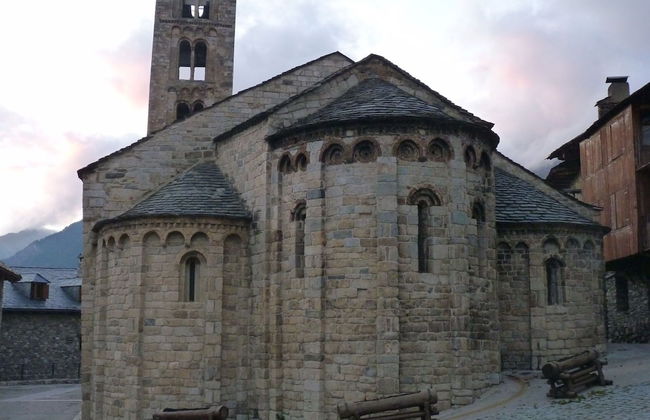 Idyllic Country House in the Foothills of the Pyrenees - Foto 25