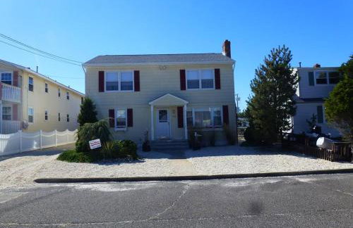 Wifi, Deck,yard, Ocean Side Duplex 2Nd Floor In Ship Bottom 10609 - Photo 11