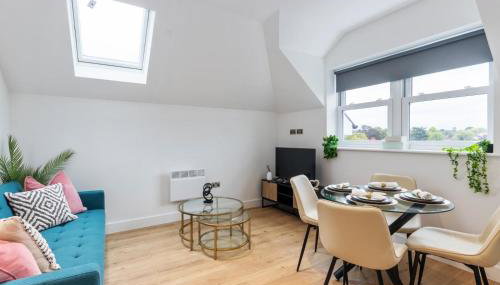 Premium 2-Bedroom Apartment, Leatherhead, Sleeps 4 - Foto 2