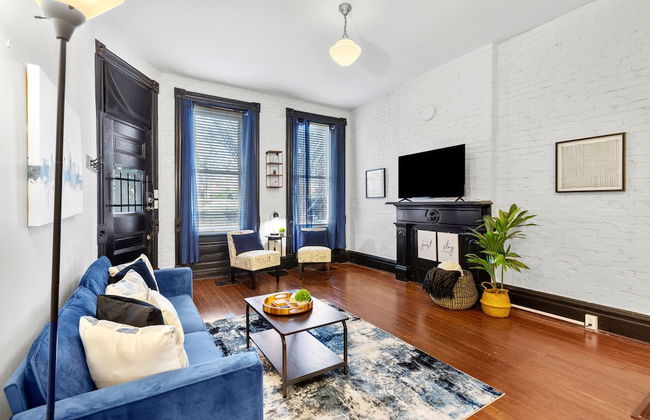 Charming Studio on Cherokee Street - JZ Vacation Rentals - Photo 1