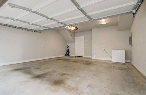 Luxurious Med Cntr/NRG Townhome - Photo 26