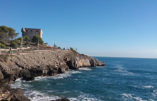 LET 4 U Cala Blanca I Frontal - Photo 18