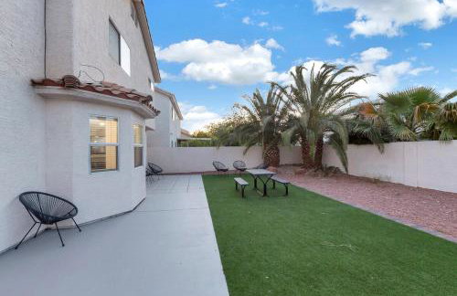 24hr Host - New Renovated 4 bedroom home U026 - Photo 5