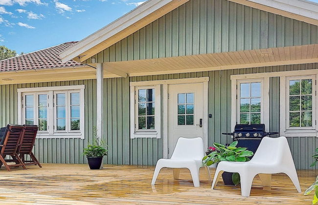 8 Person Holiday Home in Ellos - Foto 23