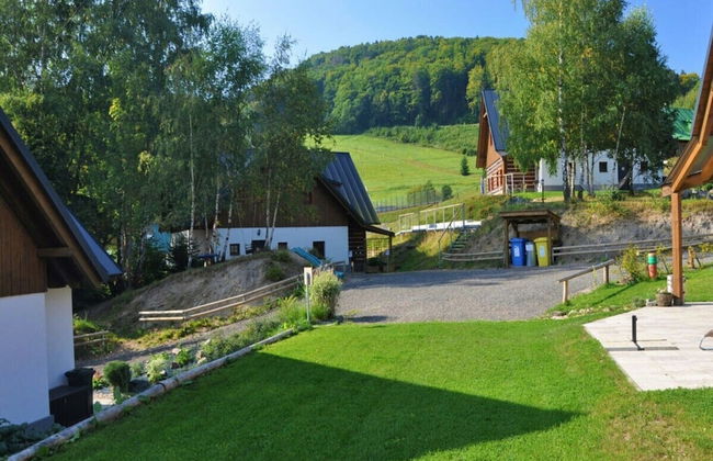 Inviting Villa With Warm Ambience - Photo 24