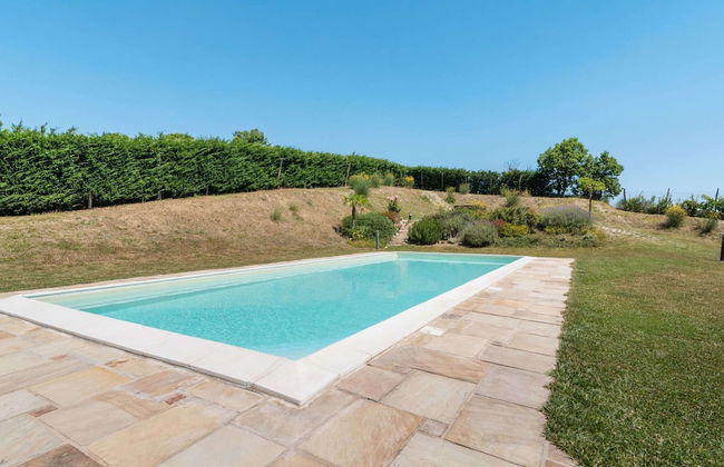 Villa in Piandimeleto With Pool & Sauna - Foto 26