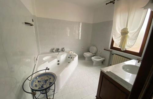 Villa con piscina Privata tra Versilia e Cinque Terre - Foto 32