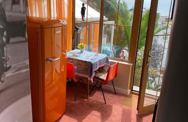 The Retro Retreat with free parking - Foto 27