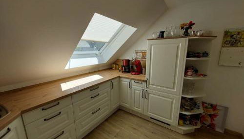 Große, helle Wohnung mit sonnigem Balkon - Photo 2