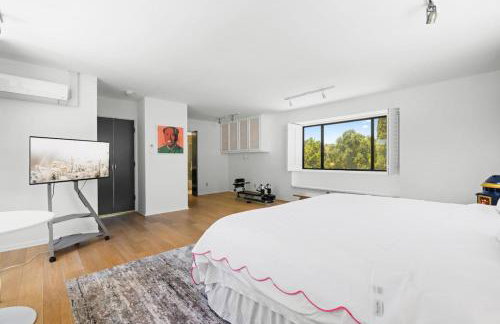 Hilltop Designer Midcentury Modern 4BR Pool HotTub - Foto 40