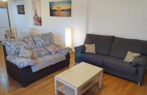 3F, Aire Acondic, 80m2, 2 dormitorios, 4 huéspedes, WIFI GRATIS - Foto 3