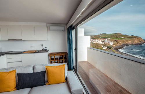 Slope House - Photo 11