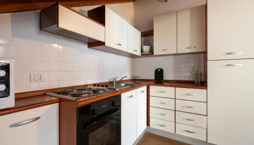 In the historic building, con aria condizionata - Foto 5