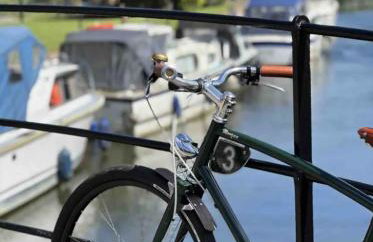 Riverside 2 Bed Cabin With Paddle Boards & Bikes - Foto 26