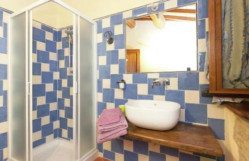 Farmhouse in Marche with Pool and Views - Foto 23