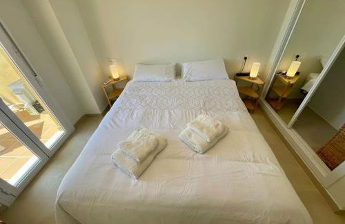 4New, 2 bed 2 bath Apartment Built 2024 with Community Pool and local beach - Photo 24