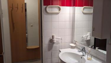 Apartment, Zentrumsnah mit Pool und Balkon - Foto 5