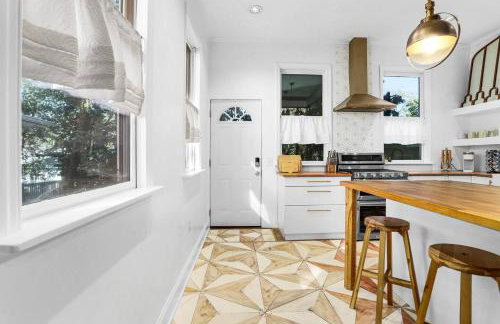 Modern Midtown Getaway - Luxury Chic Unit ✧ - Foto 18