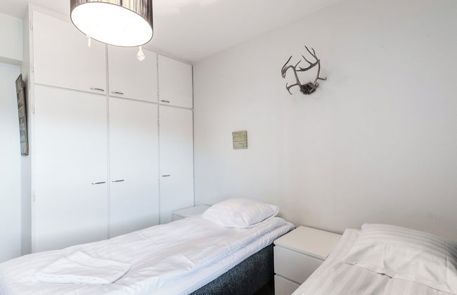 Santa's Holiday Homes - Photo 37