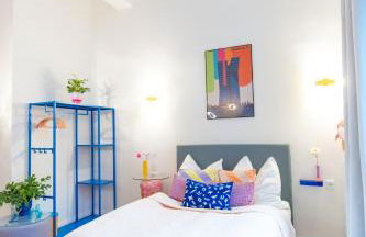 RetroPop Designerzimmern Nahe Alster & City für 2 Personen by LDGG - Foto 2