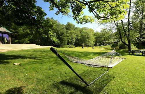 Gorgeous Cottage for Two, Overlooking Pond on 20 acres, Glamping in Pennsylvania - Foto 14